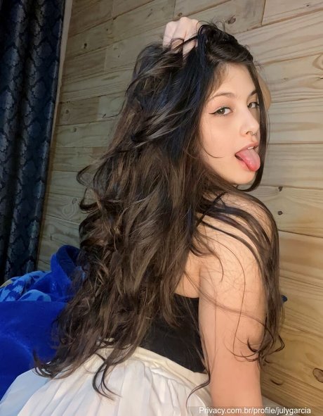 July Garcia naked actress pictures