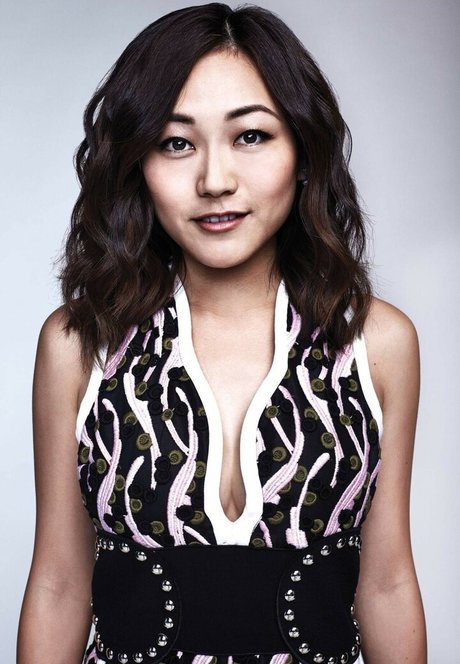 Karen Fukuhara porn model gallery