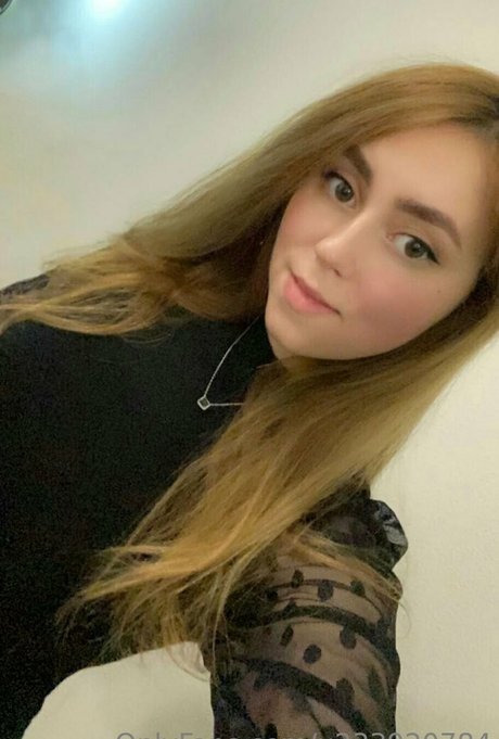 tasha111 model pretty picture