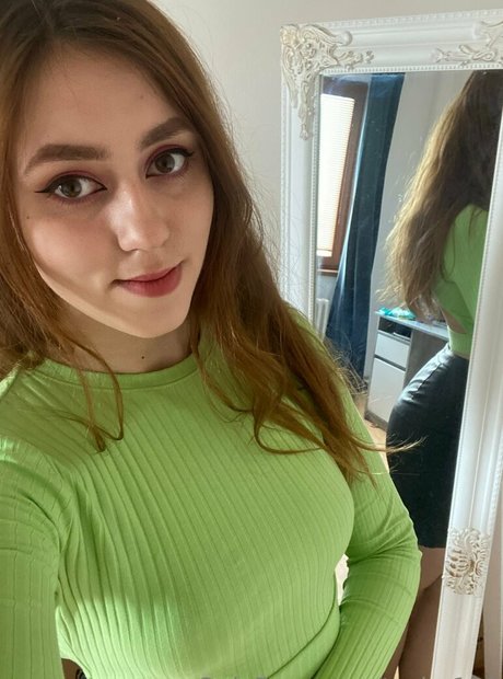 tasha111 sexy actress photo