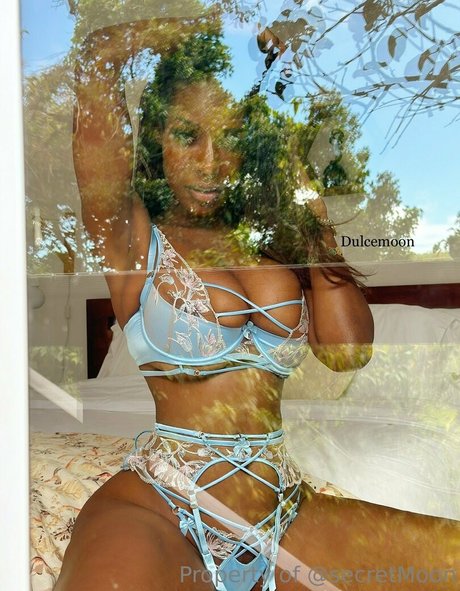 dulcemoonfree xxx star gallery