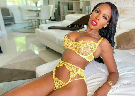 dulcemoonfree star erotic picture