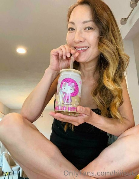 hiiisuki pornographic star image