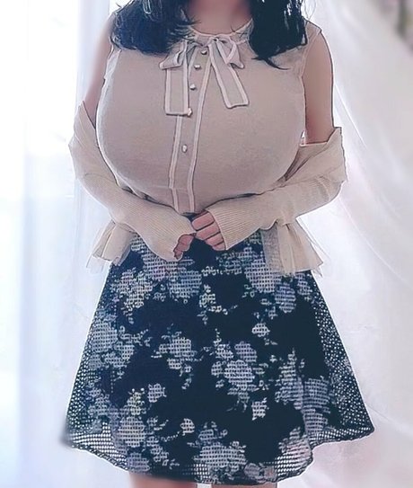 Mitsukii cup model sex picture