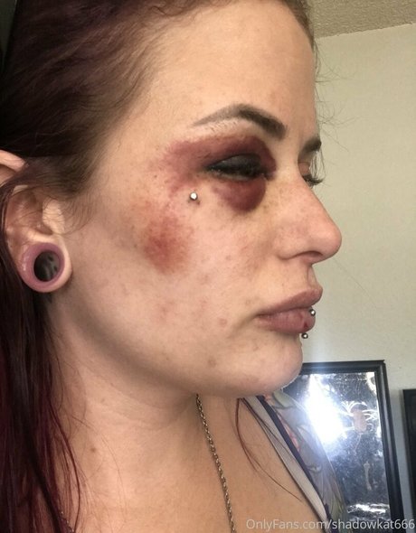 shadowkat666 model picture