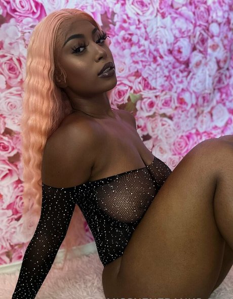 godknowsimbroke pornstar perfect photos