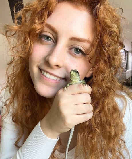 Octavia Marlowe hd actress pictures