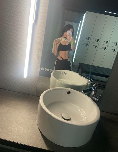 Fasoollka sex model images