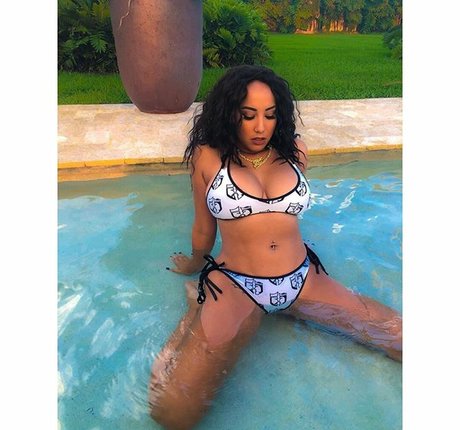 old young lesbian onlyfans art naked galleries