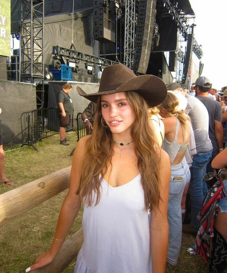 Sylvia Snyders best actress gallery