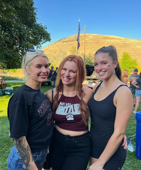 Sylvia Snyders art model images