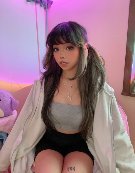 Wasabiicat erotic actress picture