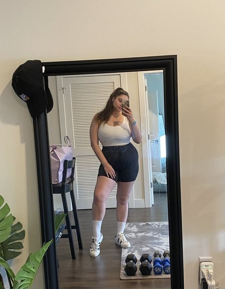 Elisabeth Marchini beautiful model pics