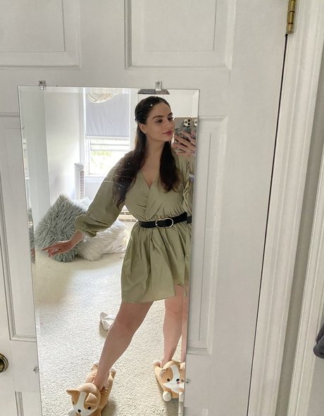 Elisabeth Marchini pornstar hot gallery