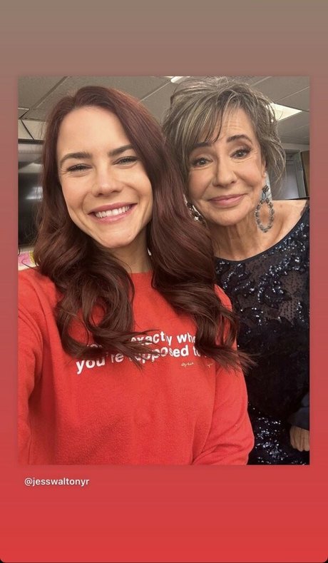 Courtney Hope pornstar top gallery