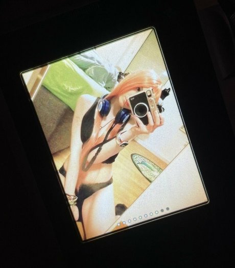 Spicywolfy_ pornstar sex photo