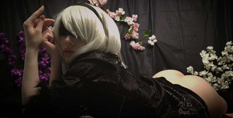 Linaneyeon sexy star pic