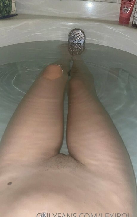 Lexi Poll ASMR pornstar naked photo