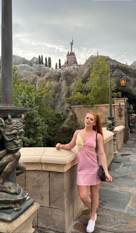 Isla Dawn pornstar nice pic