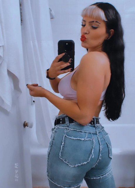 Steph De Lander naked pornstar pictures