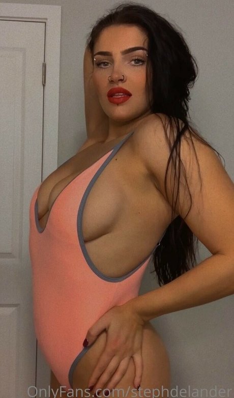 Steph De Lander sexy pornstar image