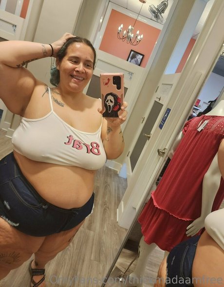 thickmadaamfree nude pornstar pics