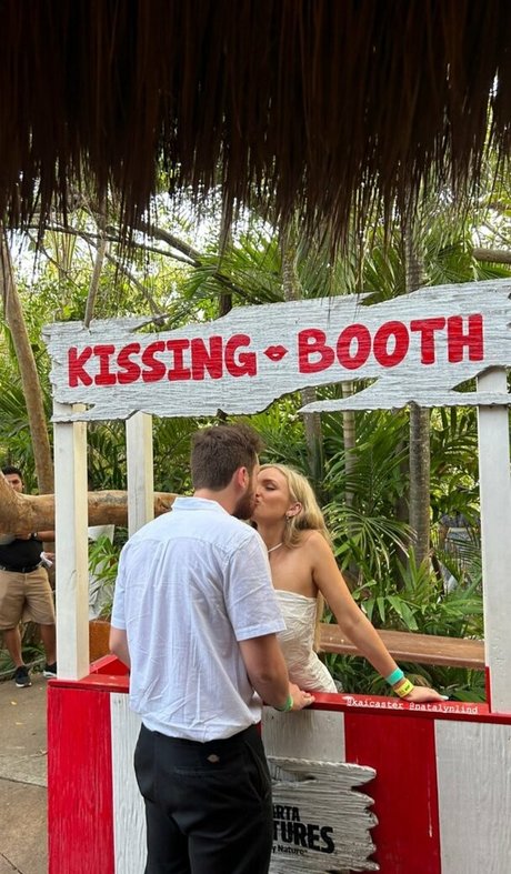 Natalie Alyn Lind exclusive model pictures