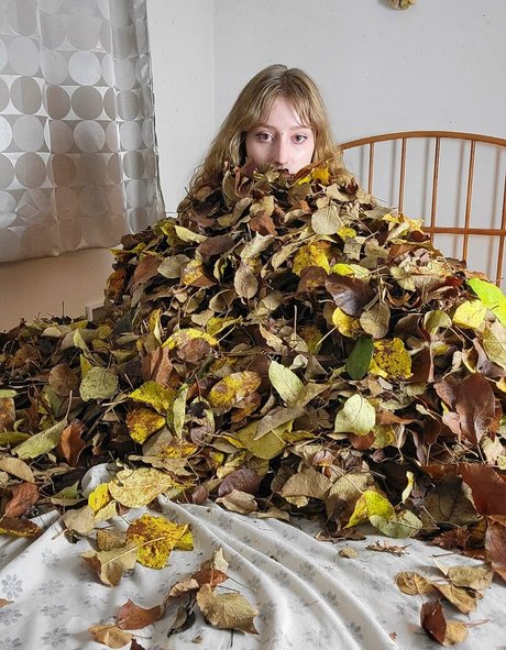 Real Owl xxx actress image