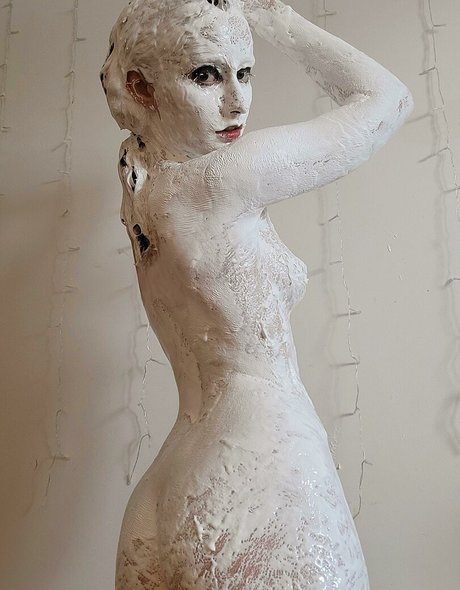 Real Owl model nudes galleries