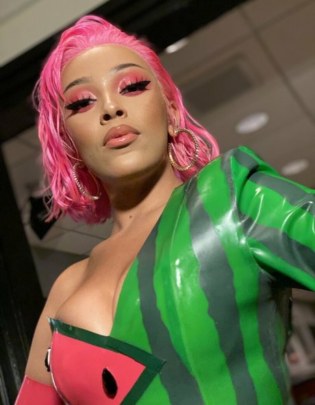 Doja Cat star top pics