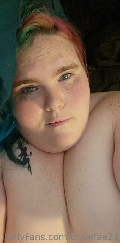 trixiefae21 exclusive actress photo