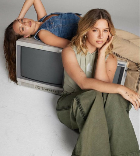 Maddie Ziegler star art picture