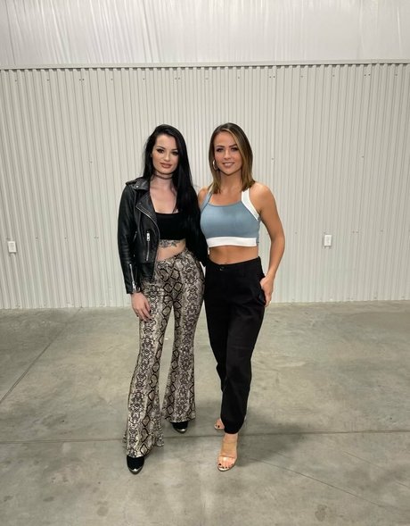 Saraya Bevis perfect actress galleries