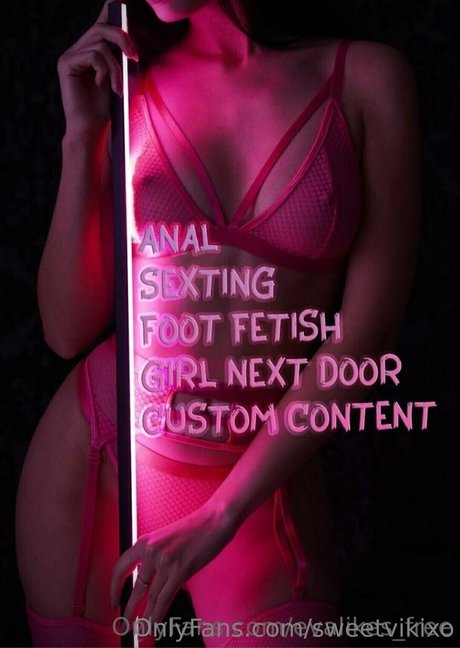 sweetvikixo hot model image