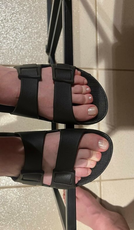 Flavia Sayuri sexy model photos