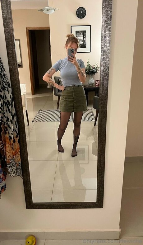 Flavia Sayuri naked star picture