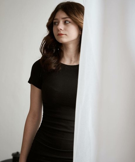 hdsonki pretty pornstar img