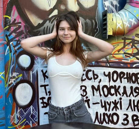 hdsonki hot actress pics