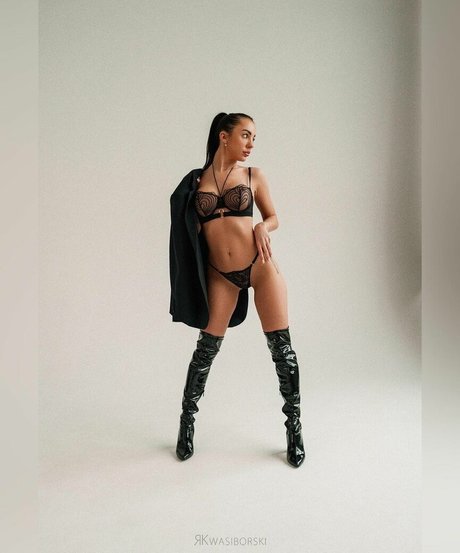 marikadurka__ star xxx picture