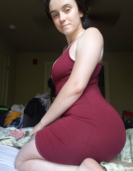 lucylawrence pretty model gallery