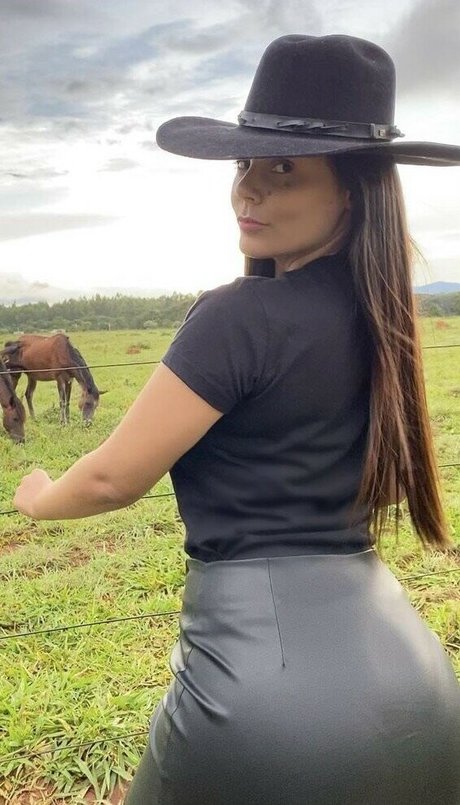 Novinhas Da Igreja model pretty images