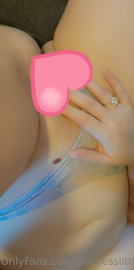 princesslittlelucy model art photo