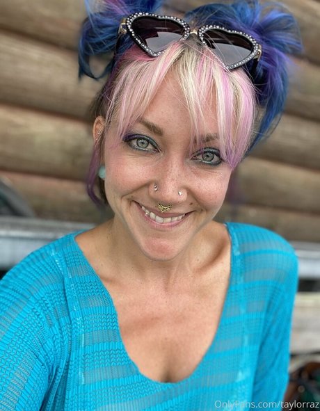 taylorraz actress galleries