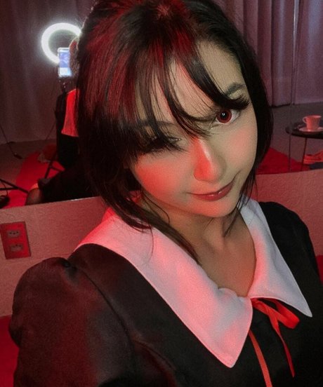 Nathye model nude image