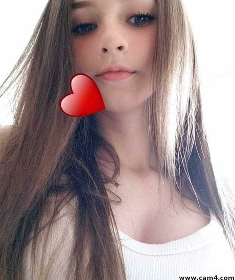 Leticia Sykes model exclusive pics