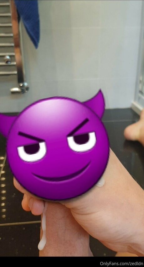 zedldn model exclusive galleries