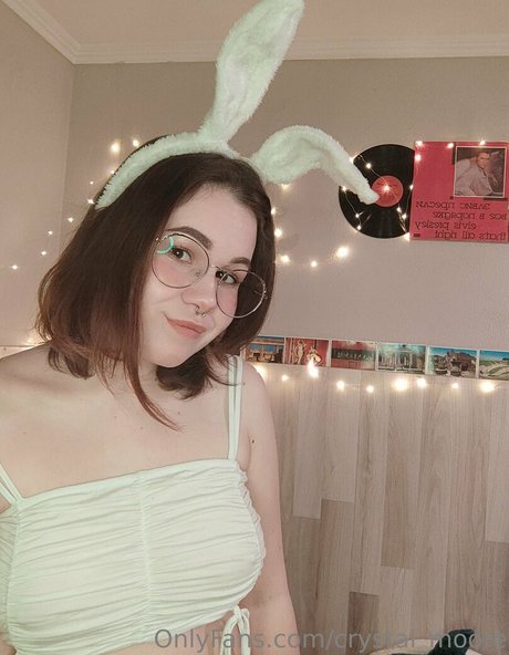 crystal moore naked actress pics