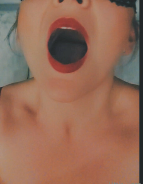 little lace pornstar high quality images