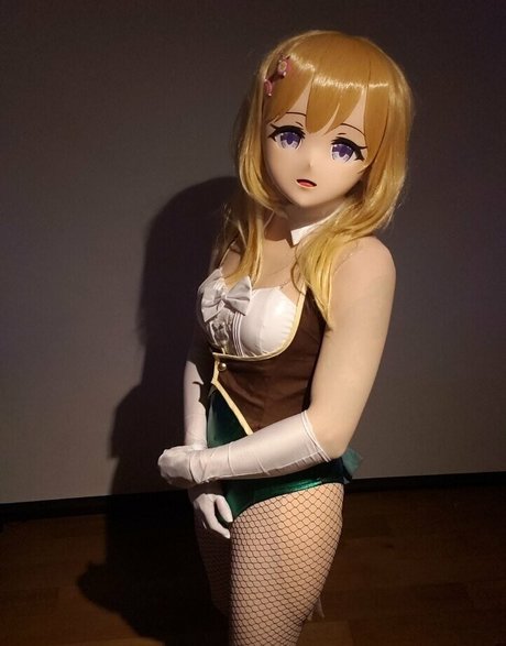 sissymichiru model image