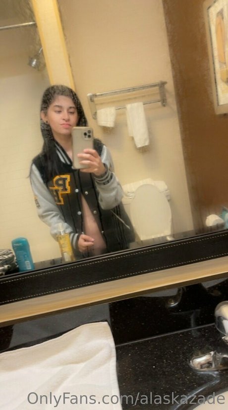 alaskazade pornstar hot photos